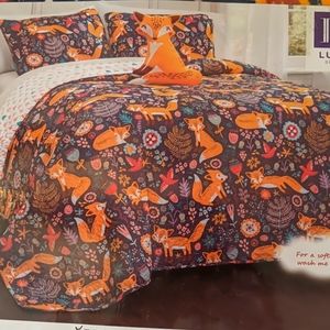 PIXIE FOX REVERSIBLE QUILT -- 3 PIECE SET